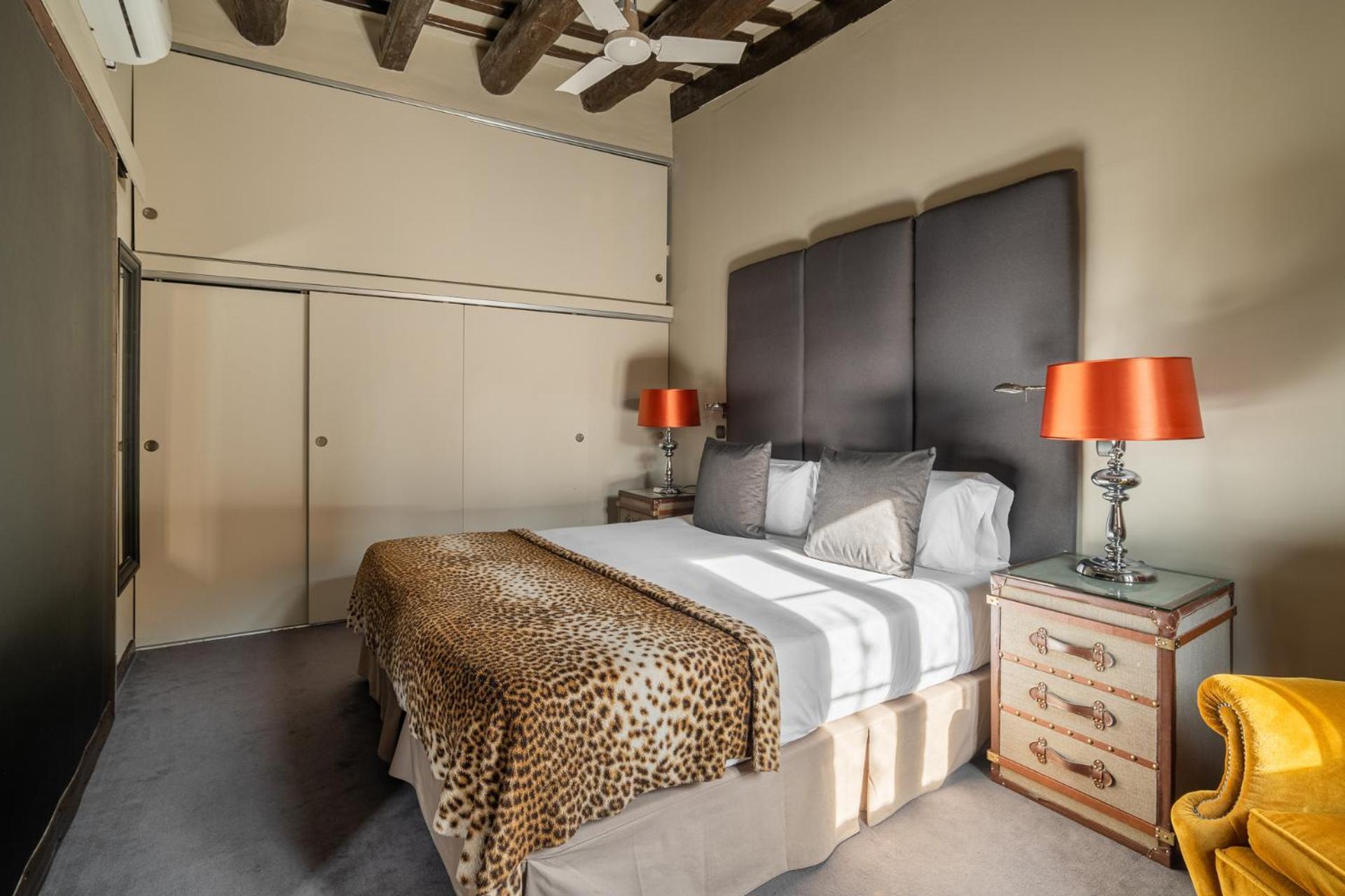 Stay U-Nique Apartments Pou Barcelona Bagian luar foto